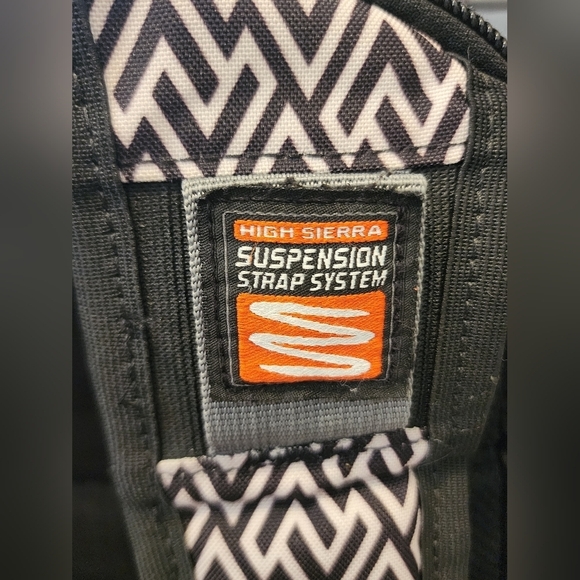High Sierra Black and Gray Women\'s Backpack main image 11